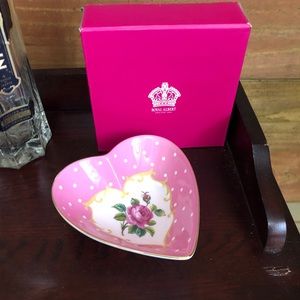 Royal Albert small heart dish